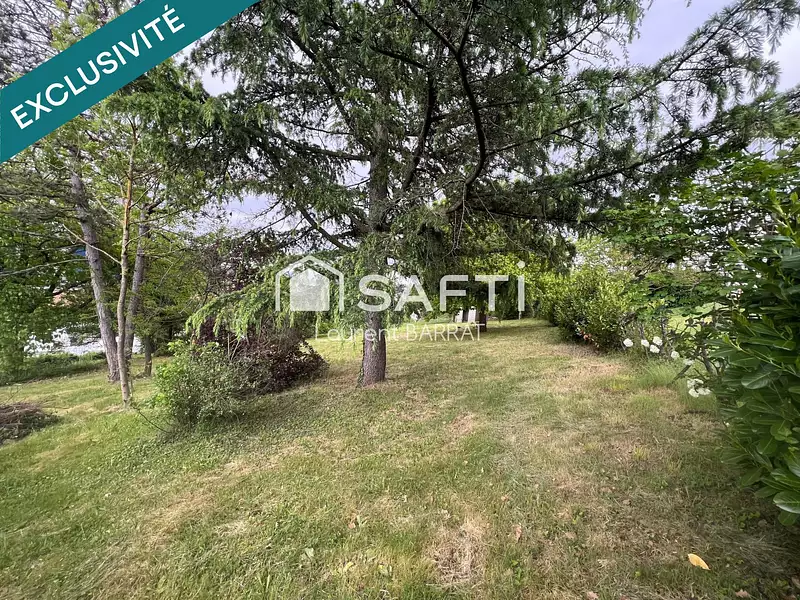 Terrain, 1 227 m²