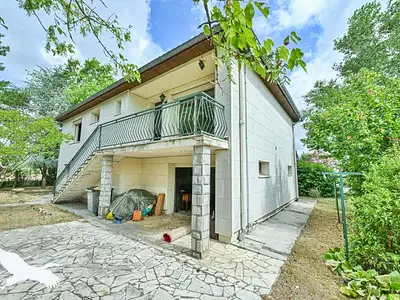 Maison, 93 m²
