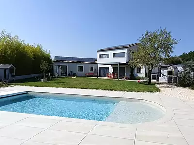 Maison, 195 m²