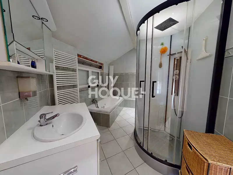 Maison, 161 m²