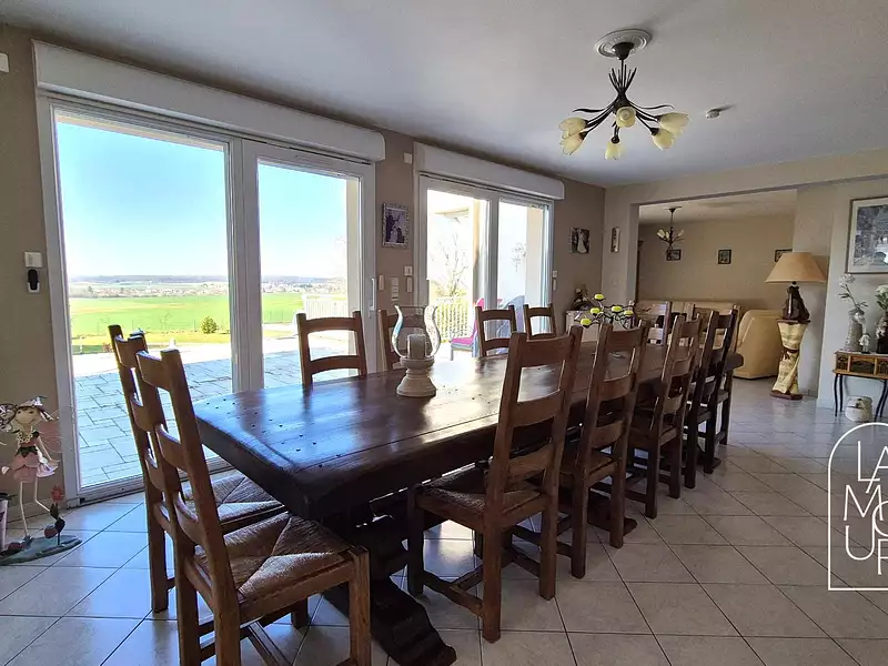 Maison, 231 m²