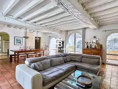 Maison, 184 m²
