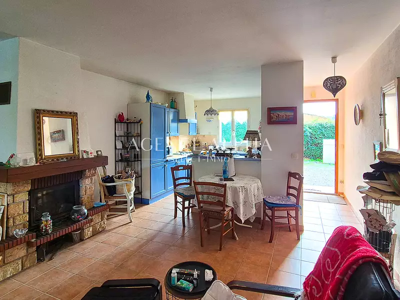 Maison, 96 m²