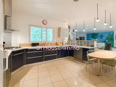 Maison, 161 m²