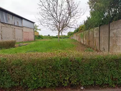 Terrain, 2 412 m²