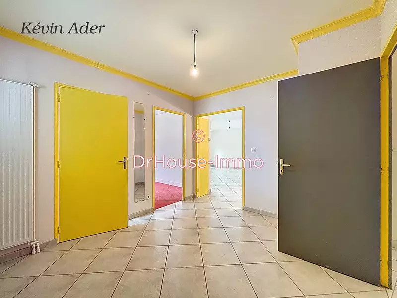 Maison, 230 m²
