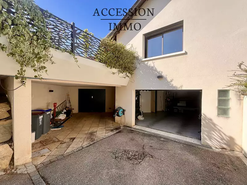 Maison, 195 m²
