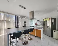 Maison, 280 m²