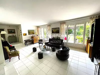 Maison, 200 m²
