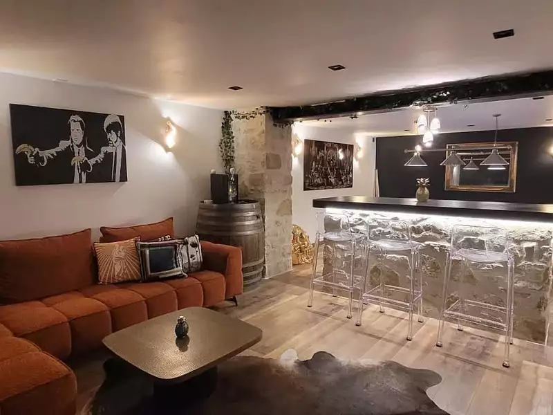Maison, 245 m²