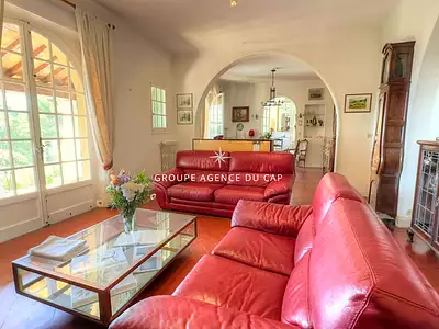 Maison, 220 m²