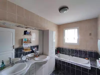 Maison, 140 m²