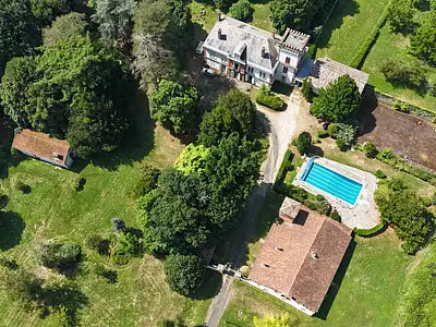 Maison, 840 m²