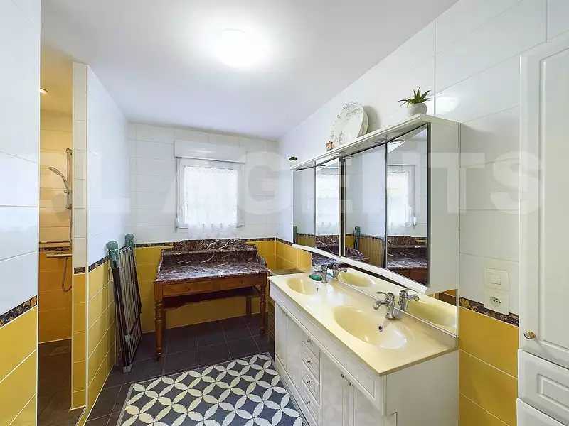 Maison, 105 m²