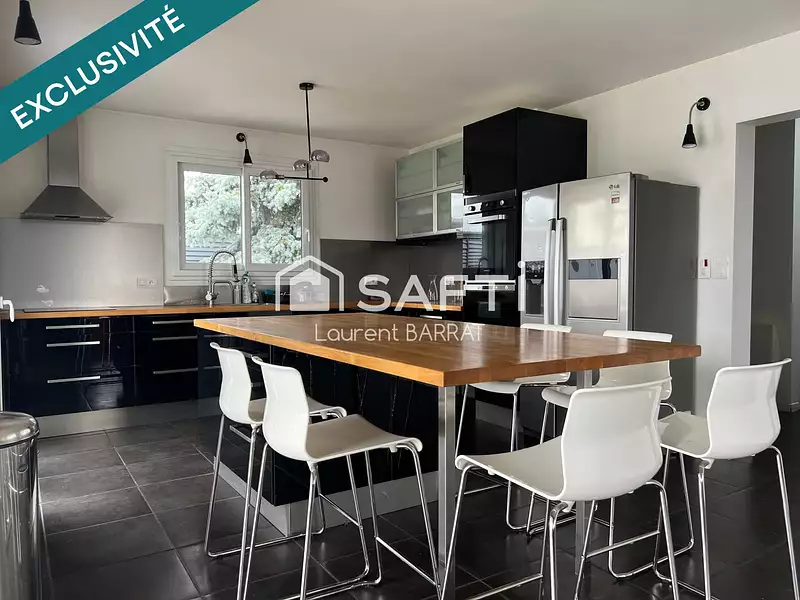 Maison, 160 m²