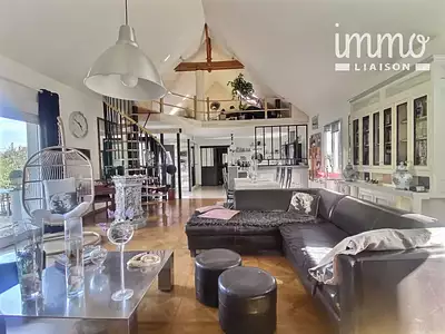 Maison, 242 m²