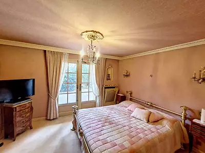 Maison, 271 m²