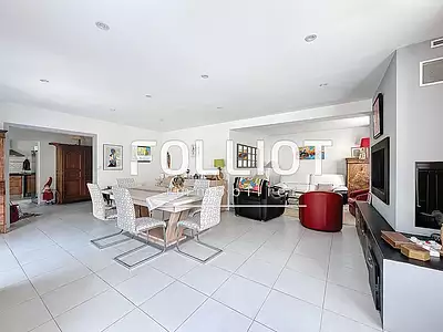Maison, 180 m²