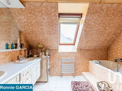 Maison, 176 m²