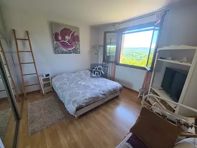 Maison, 146 m²