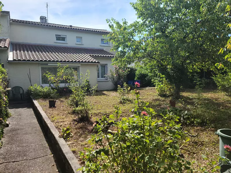 Maison, 106 m²