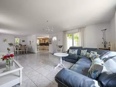 Maison, 159 m²