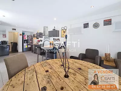 Maison, 180 m²