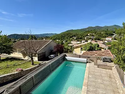 Maison, 275 m²