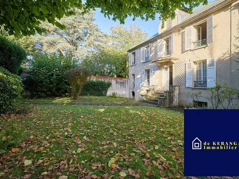 Maison, 222 m²