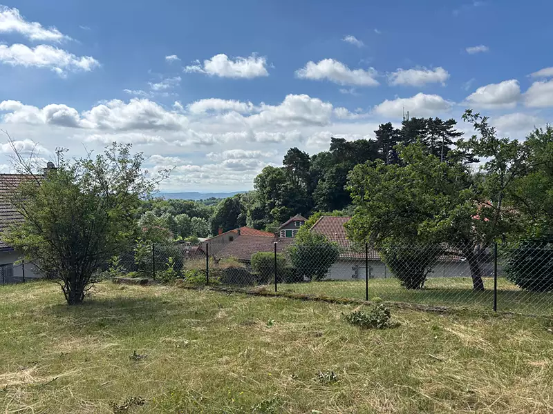 Terrain, 680 m²