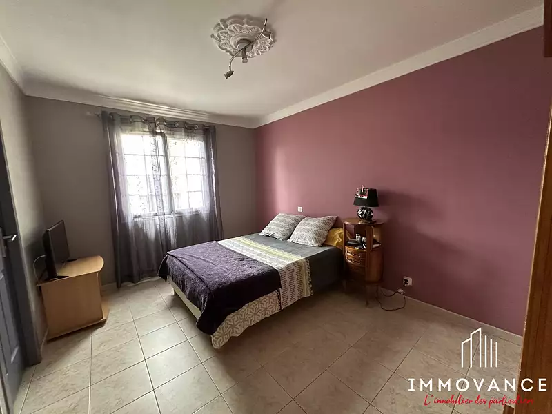 Maison, 169 m²
