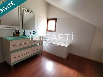 Maison, 119 m²
