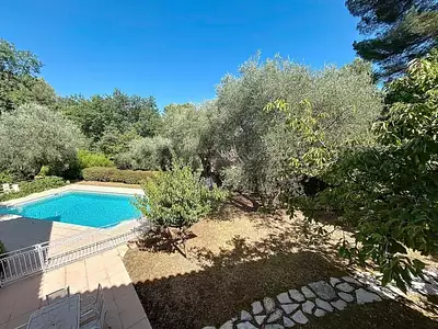 Maison, 163 m²