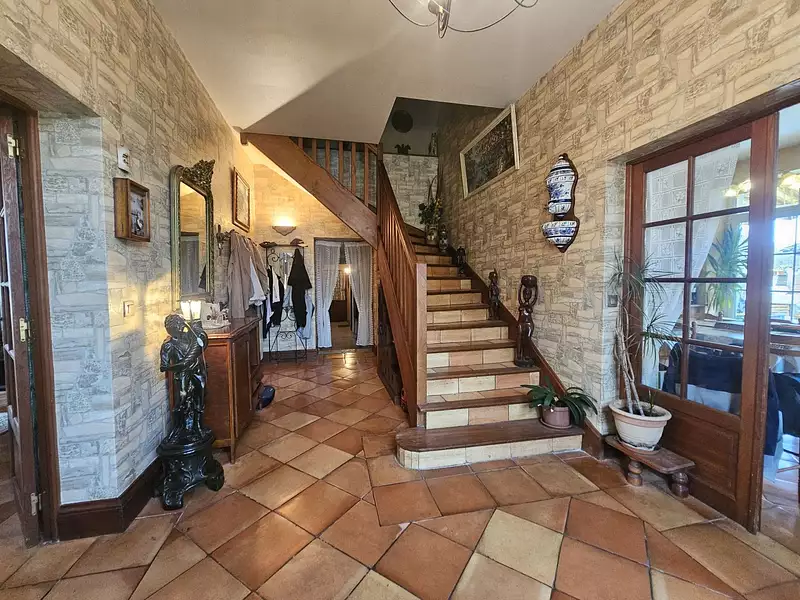 Maison, 310 m²