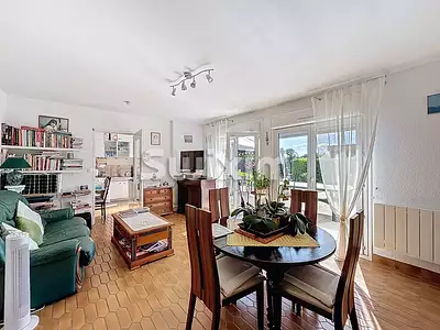 Maison, 99 m²