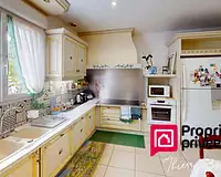 Maison, 230 m²