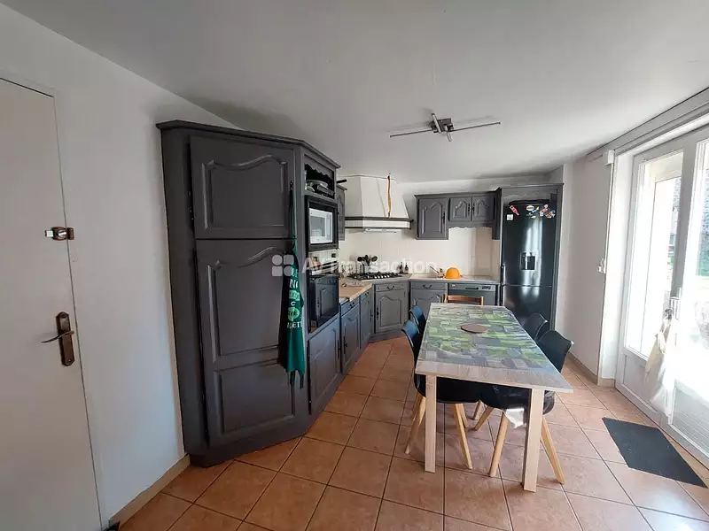 Maison, 143 m²