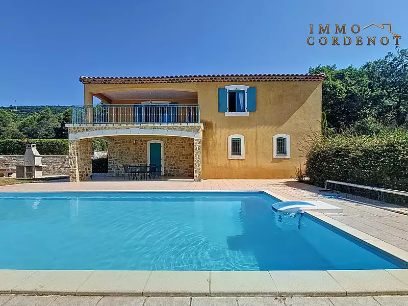 Maison, 137 m²