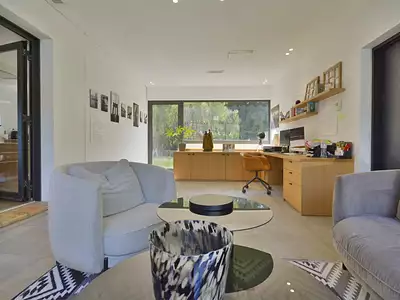 Maison, 240 m²