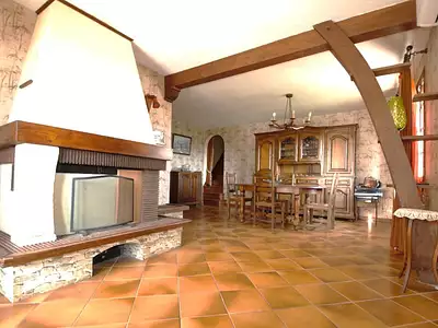 Maison, 360 m²