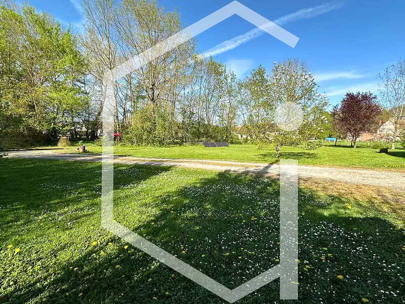 Maison, 240 m²