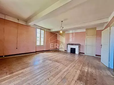 Maison, 240 m²