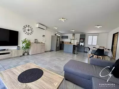 Maison, 93 m²
