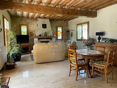 Maison, 159 m²