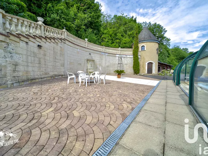Maison, 251 m²