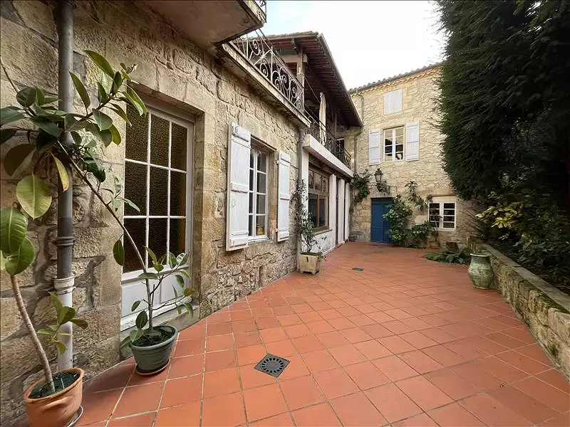 Maison, 290 m²