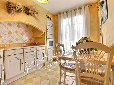Maison, 115 m²