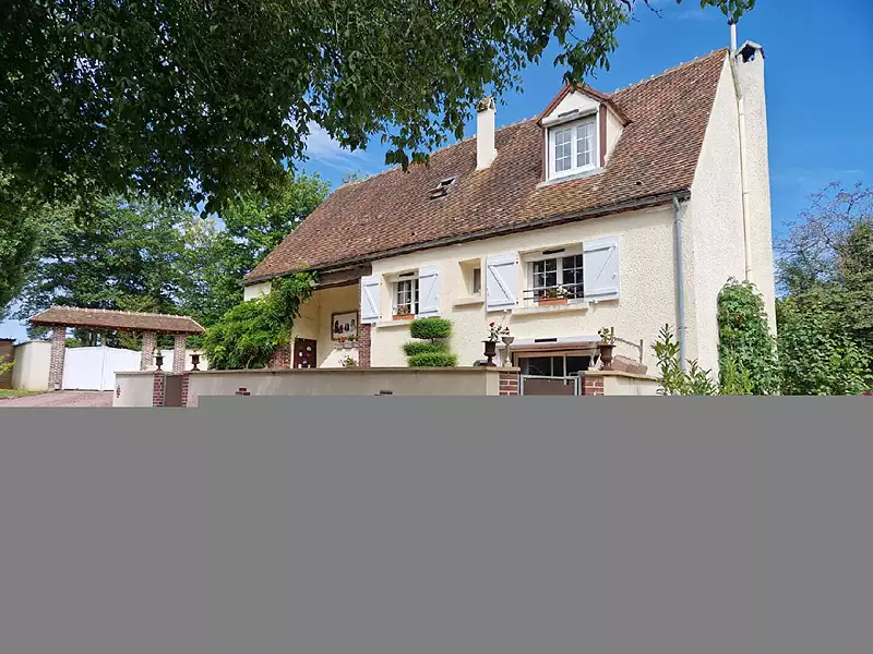 Maison, 540 m²