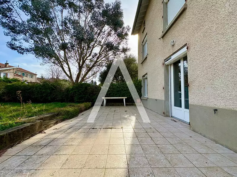 Maison, 180 m²