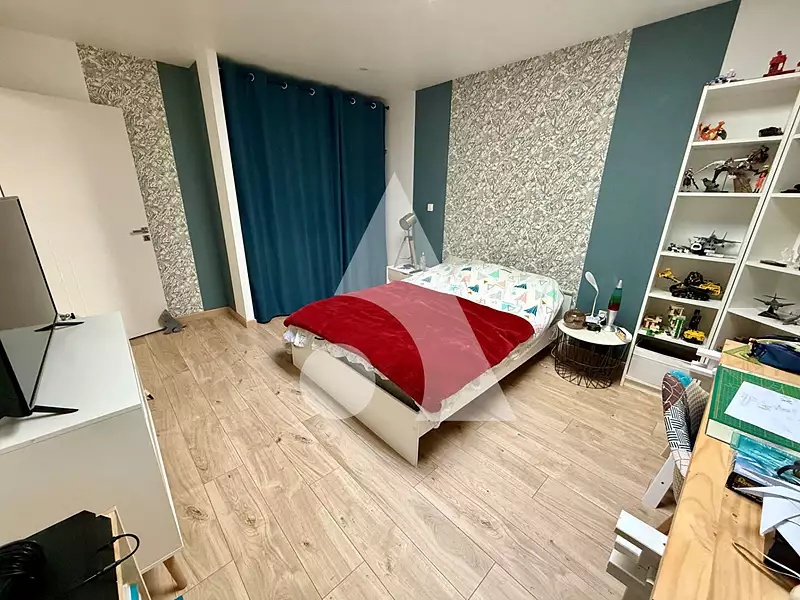 Maison, 232 m²